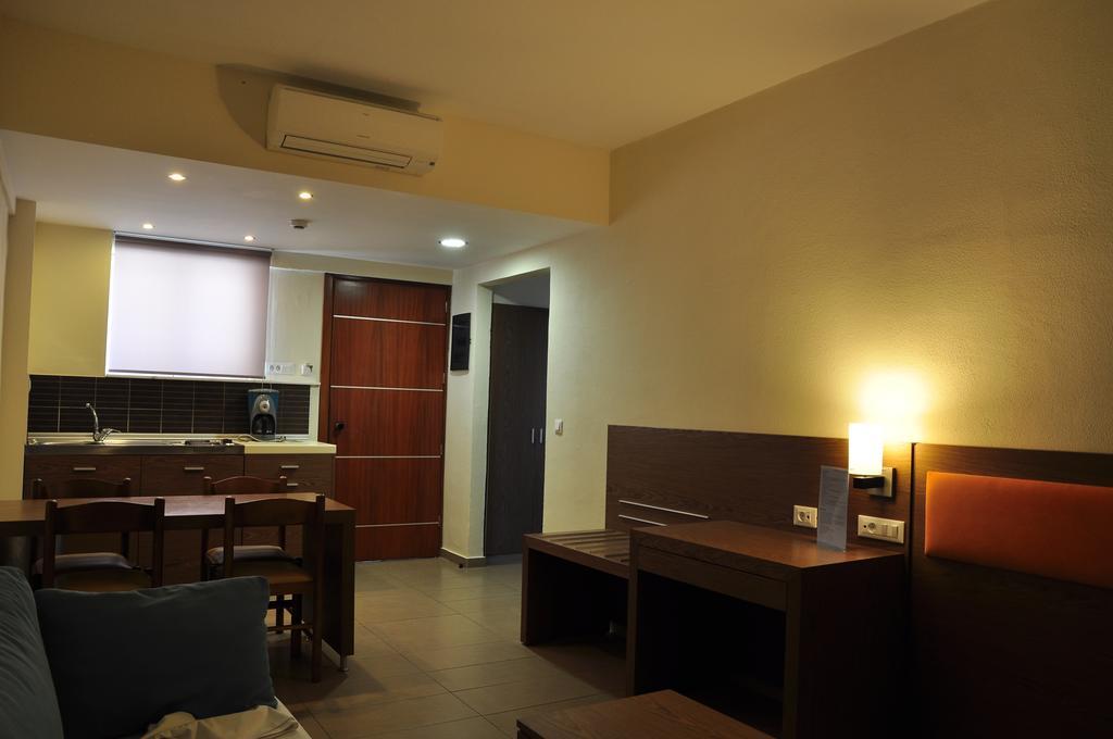 Sea Melody Beach Hotel Apartments Ialysos (Rhodes) Quarto foto