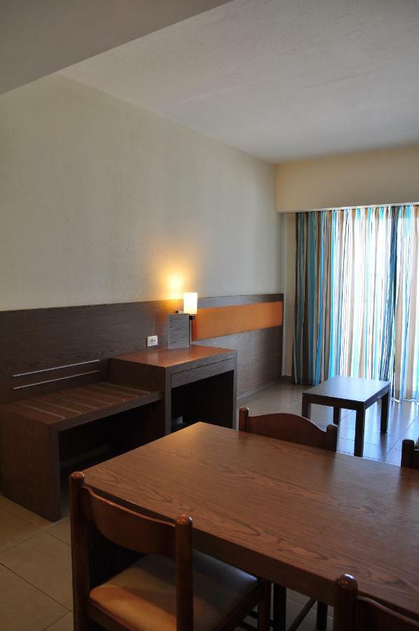 Sea Melody Beach Hotel Apartments Ialysos (Rhodes) Exterior foto